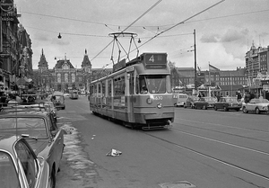 Damrak, juli 1972.