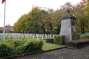 Oud Kerkhof Blekerijstraat-9-11-19-Herfst