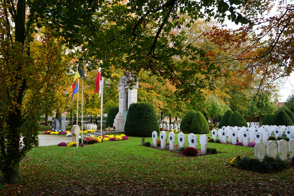 Oud Kerkhof Blekerijstraat-9-11-19-Herfst