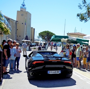 DSCN8116_markt_Lamborghini_zwart