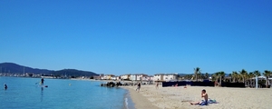 DSCN8093_2019-06-02_VVK-Napoleon-Route_Port-Grimaud_ONZE-zee_Mare