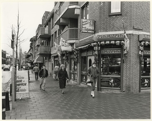KONINGSTRAAT gezien van de FAGELSTRAAT naar de HOOFTSKADE.