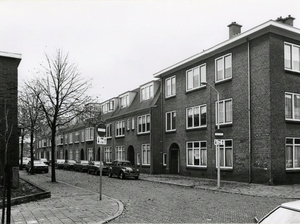 Van der Lissestraat 53-1, gezien van de Abraham van Beyerenstraat