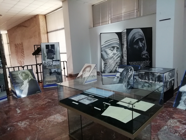 1 Tirana, Nat Hist museum _IMG_20190920_142246