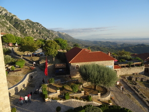 2 Kruja, kasteel uitzicht _DSC00595