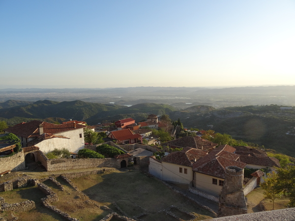 2 Kruja, kasteel uitzicht _DSC00597