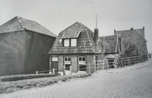 Oost 24 // Toen boerderij // 1970