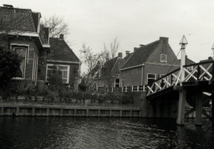 Huis bij Openbare School // Nu