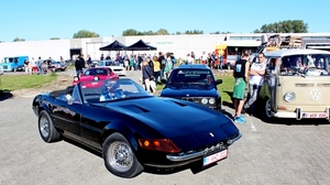 IMG_4800_2019-09-21_Sint-Niklaas_Red-de-Oldtimer-2_Ferrari-365-Da