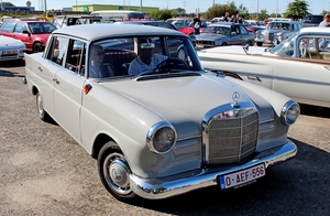 IMG_4835_2019-09-21_Sint-Niklaas_Red-de-Oldtimer-2_Mercedes-190D_