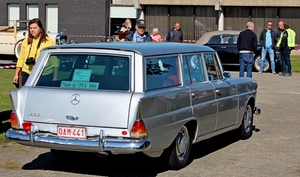 IMG_4839_2019-09-21_Sint-Niklaas_Red-de-Oldtimer-2_Mercedes-230-U