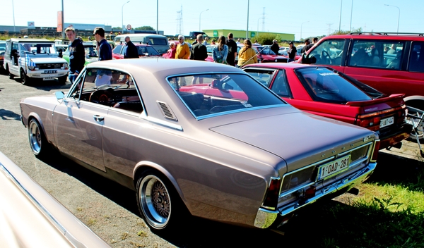 IMG_4873_2019-09-21_Sint-Niklaas_Red-de-Oldtimer-2_Ford-Taunus-20