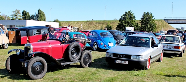 IMG_4883_2019-09-21_Sint-Niklaas_Red-de-Oldtimer-2_Citroen-tje_ro