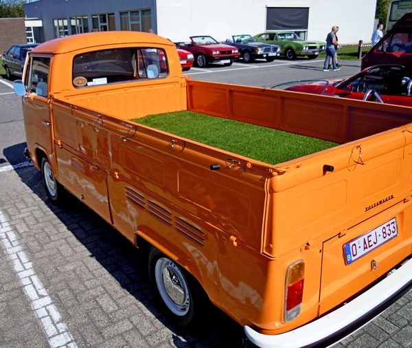 DSCN0366_2019-09-21_Sint-Niklaas_Red-de-Oldtimer-2_VW-Transporter