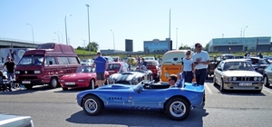 DSCN0385_2019-09-21_Sint-Niklaas_Red-de-Oldtimer-2_Blauwe-Badkuip