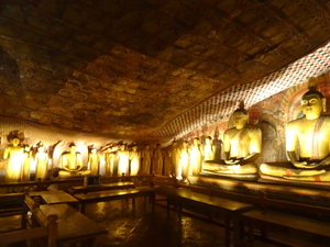 3A Dambulla, gouden tempel,  _DSC00343