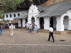 3A Dambulla, gouden tempel,  IMG-20200129-WA0003