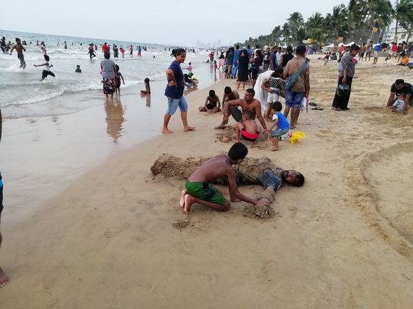 8B Mount Lavinia,  feestdag _IMG_20200204_165441