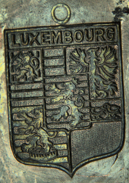 w Luxembourg +