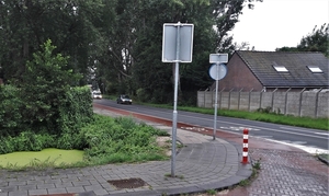 Hier is later een weg overheen gelegd die heel toepasselijk Oude 