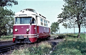 MD 1805 bij de pomp in Hellevoetsluis. De 1805 wordt wat oud, wan