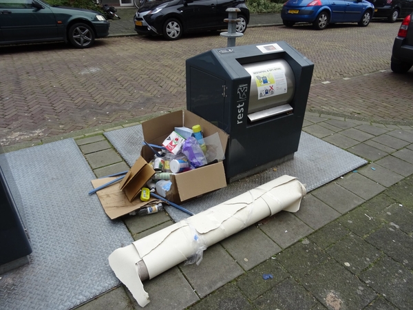 Hoekwaterstraat in Voorburg[grofvuil]-10