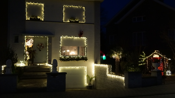 Kerstverlichting-Rodekruisstr.19-12-2020