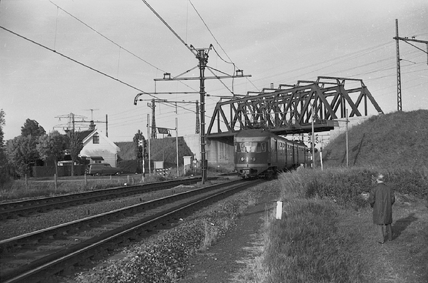 NS Voorburg Loolaan. Hier stond vroeger ook een seinhuis. Op deze