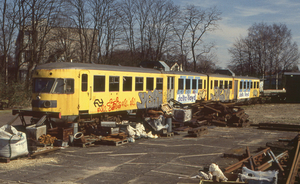 DE II op het terrein van de werkplaats in Hengelo (10 april 2001)