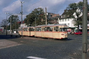 De Bremen Hansa grootschalige auto ' s 815 en 906 bij de bocht in