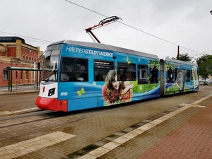 Tw 2 in station Halberstadt op 14.05.2020.