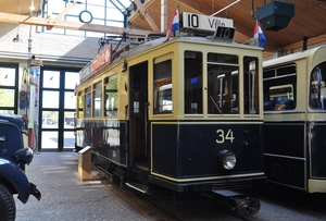 34 Op 5 september 1964 was deze auto de laatste tram in Luxemburg