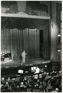 WAGENSTRAAT, sluitingsprogramma van het SCALA Theater, Lou Bandy 