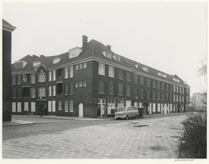 Spaarnestraat, hoek Grebbestraat  1972