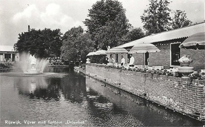 Vijver met fontein 1962