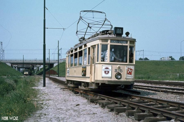 Een kijkje bij de Elektrische Museumtramlijn Amsterdam. 03-06-197