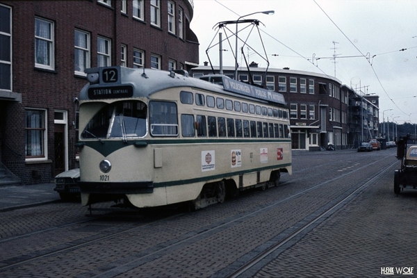 Duindorp, het Markenseplein. Ook deze dia's zijn gemaakt op 1 maa