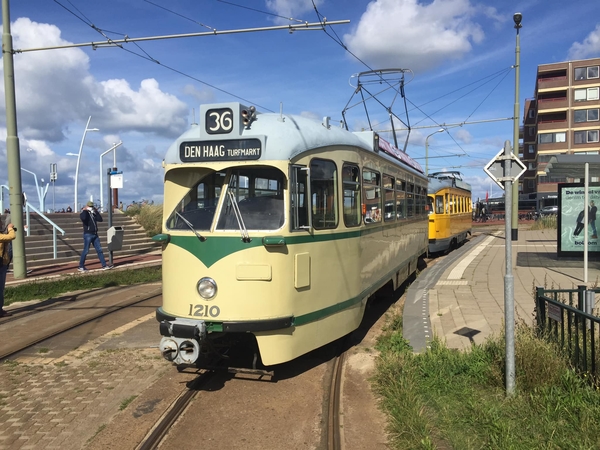 1165 naar binnengesleept vanaf Scheveningen Haven naar het Haags 