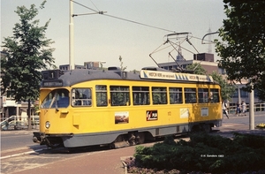 1172 aan de toenmalige eindhalte van lijn 1 op het Stationsplein 