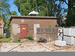 Het enigste gebouwtje wat nog stamt uit de tijd van de ALLAN Fabr