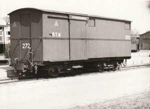 Gesloten goederenwagen 272 in Oostvoorne, 27-5-1954