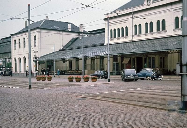 Het station Den Haag Staatsspoor tegenwoordig station Den Haag Ce