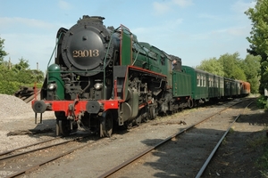 29013 met reizigerstreinen  tussen Eeklo en Maldegem. 15-06-2020-