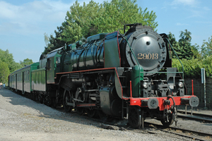 29013 met reizigerstreinen  tussen Eeklo en Maldegem. 15-06-2020-