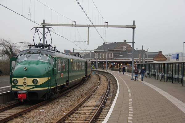 Hondekop 766 naar o.a. Hoek van Holland..... 17-12-2016