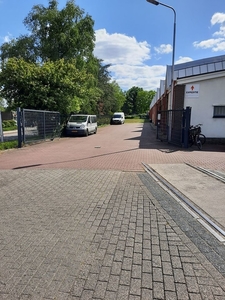 Restanten van het industriespoor in Oldenzaal. Vroeger liep het s
