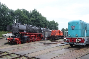 44 1085, de nog niet geschilderde 2019 en 2412. 08-06-2018 Beekbe