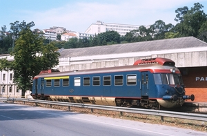 Allan 304 die een jaar eerder in Portugal in de oude blauwe kleur