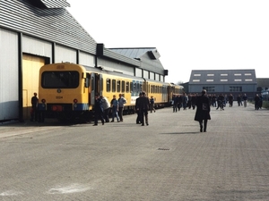 3224 en 3103 tijdens een bijzondere reis op de goederenlijn Leeuw