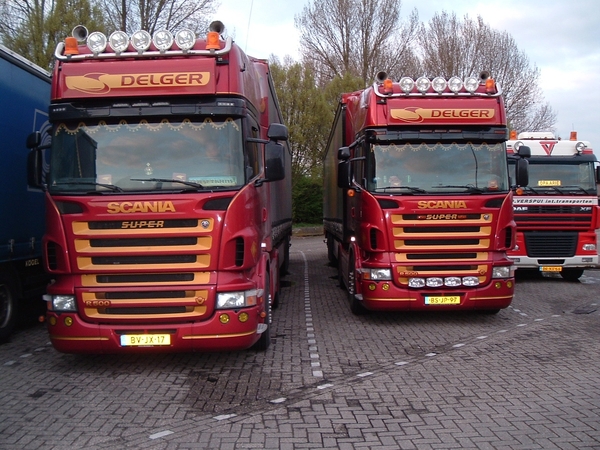 2 X Scania